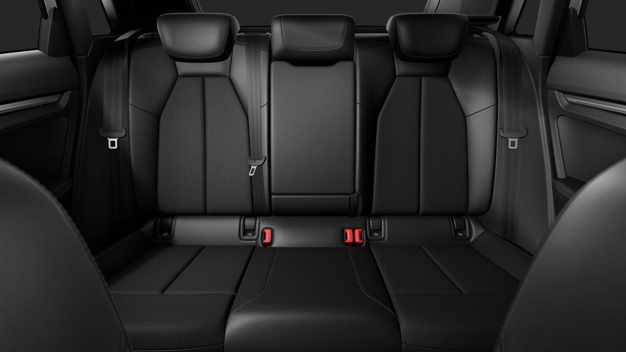 AUDI Audi A3 allstreet Identity Contrast TFSI e 150 kW S tronic