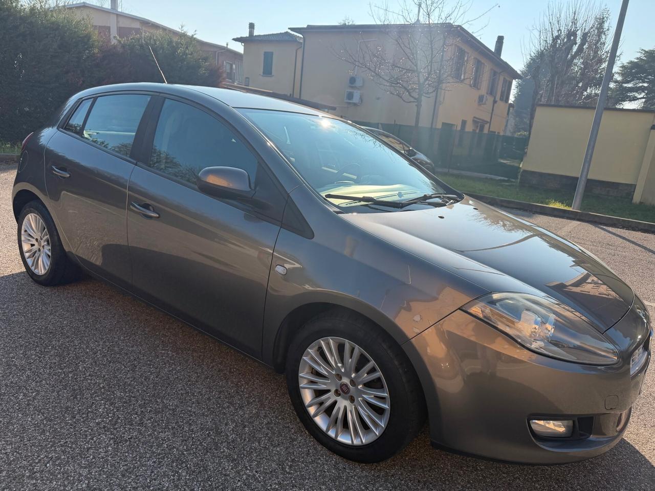Fiat Bravo 1.4 GPL - NEOPATENTATI - 12 MESI DI GARANZIA -
