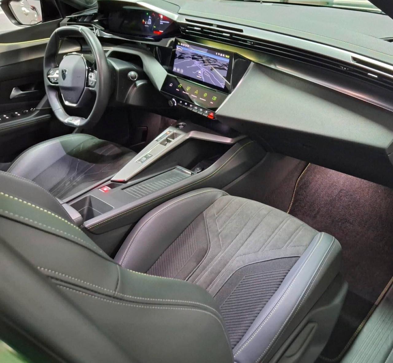 Peugeot 308 BlueHDi 130 S&S EAT8 GT