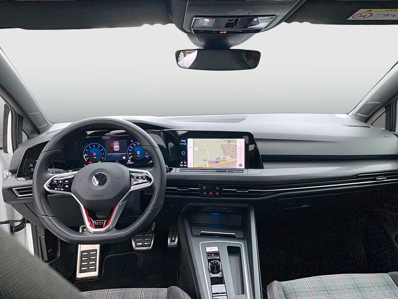 Volkswagen Golf GTI 2.0 TSI DSG BLACKSTYLE PANO MATRIX NAVI-PRO KAMERA