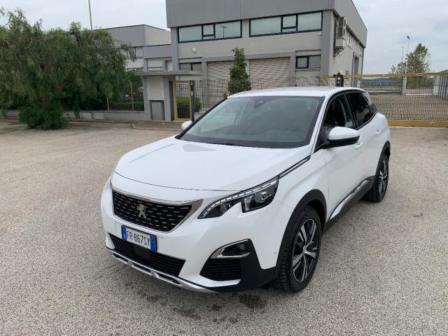 PEUGEOT - 3008 - BlueHDi 130 S&S Allure; Navigatore; Sensori Ant e Posteriori; Telecamera Posteriore;