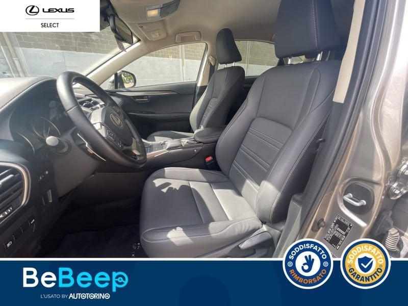 Lexus NX 300H 2.5 PREMIUM 4WD CVT