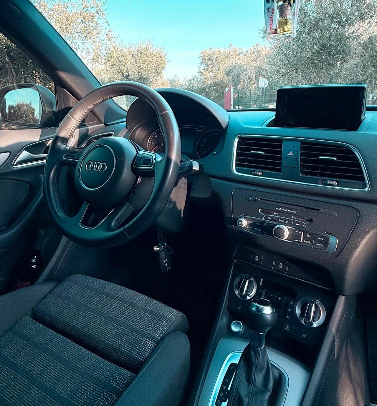 Audi Q3 2.0 TDI 150 CV quattro S tronic Sport