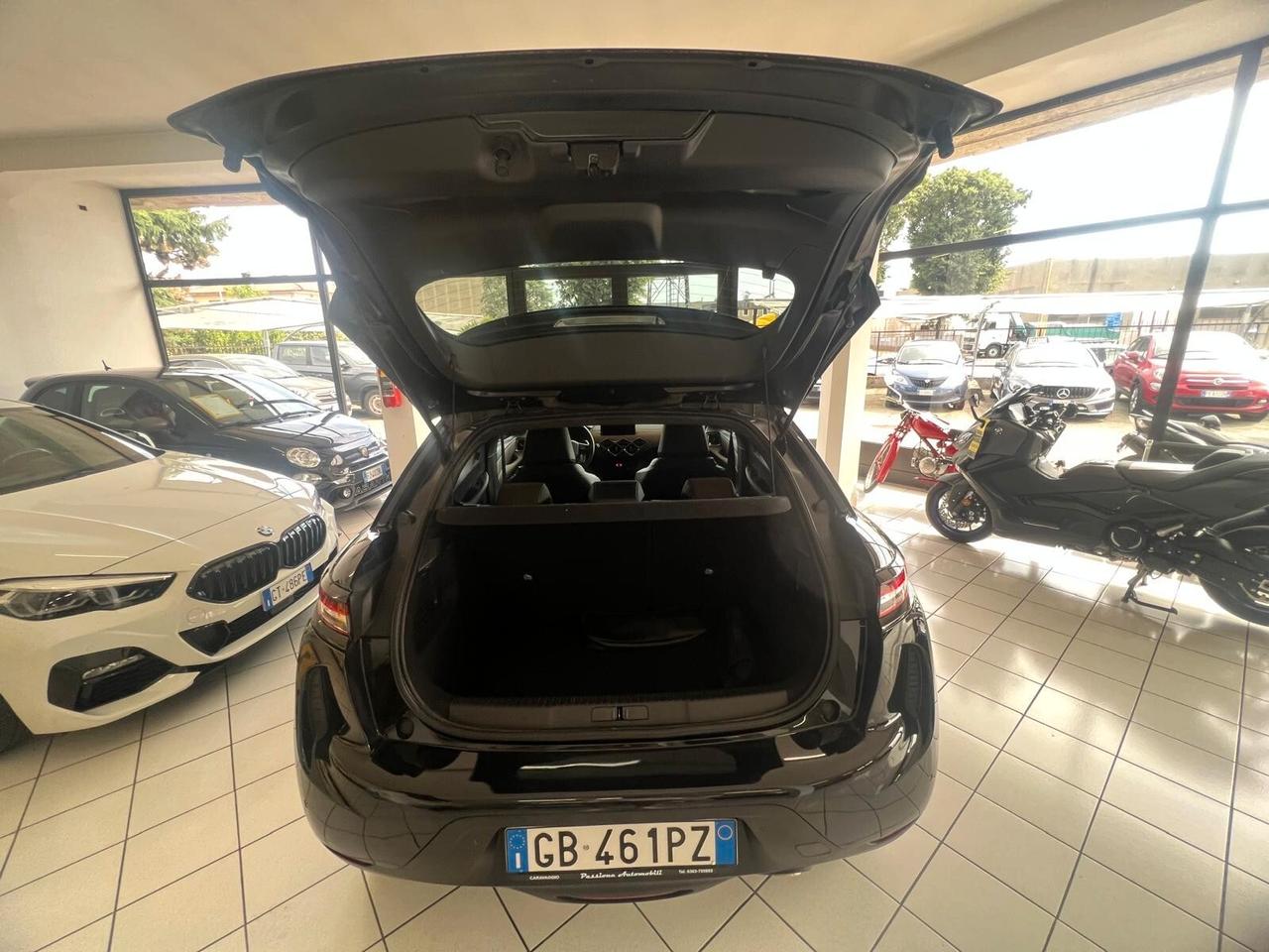 Ds DS3 3 Crossback BlueHDi 130 aut. Performance Line