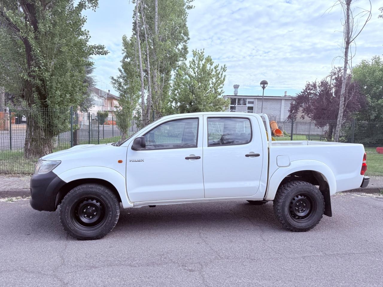 Toyota Hilux 4WD 2015 - UNICO PROPRIETARIO OK PERMUTE