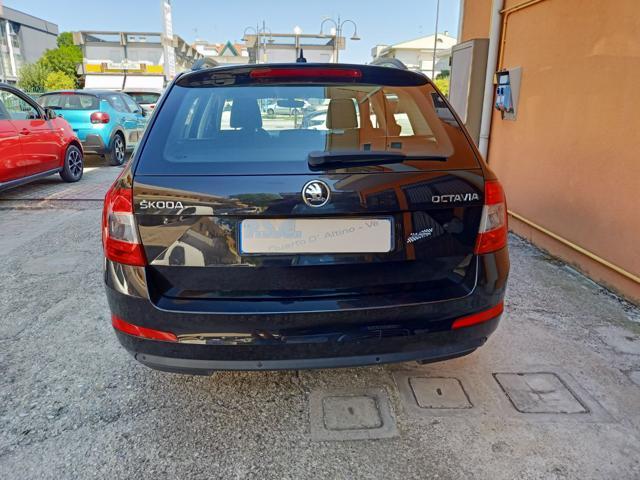 SKODA Octavia 1.6 TDI CR 110 CV Wagon Executive