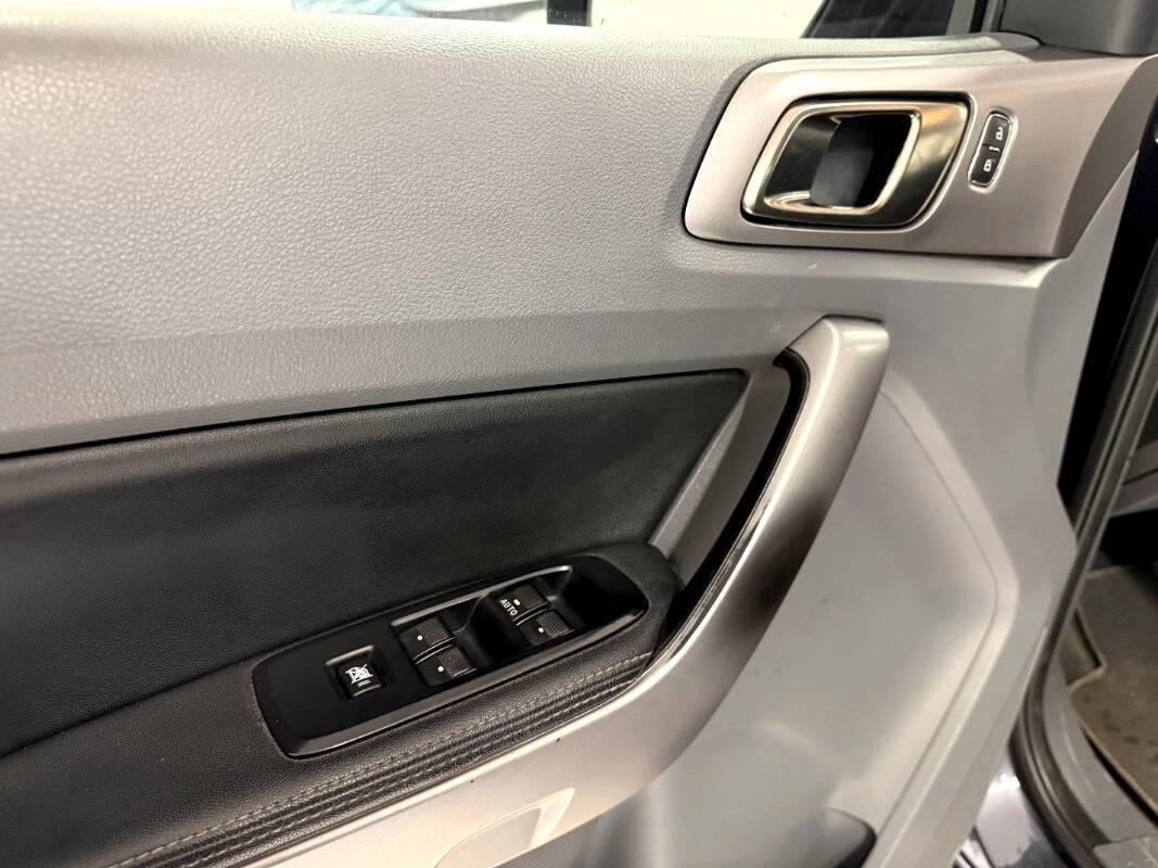 Ford Ranger Double Cab 2.2 tdci double cab Limited 160cv auto