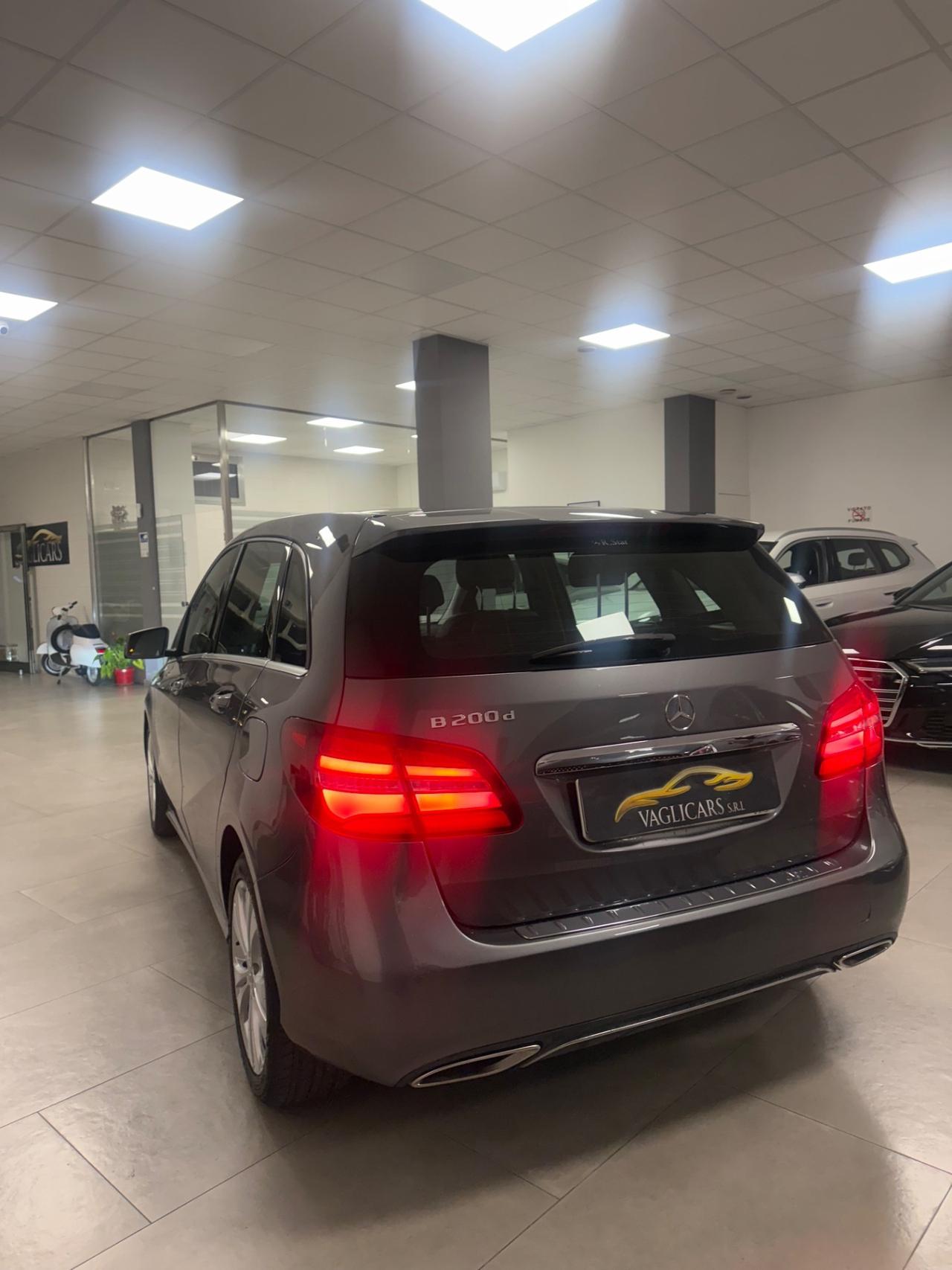 Mercedes-benz B 200 d Automatic 4Matic Premium