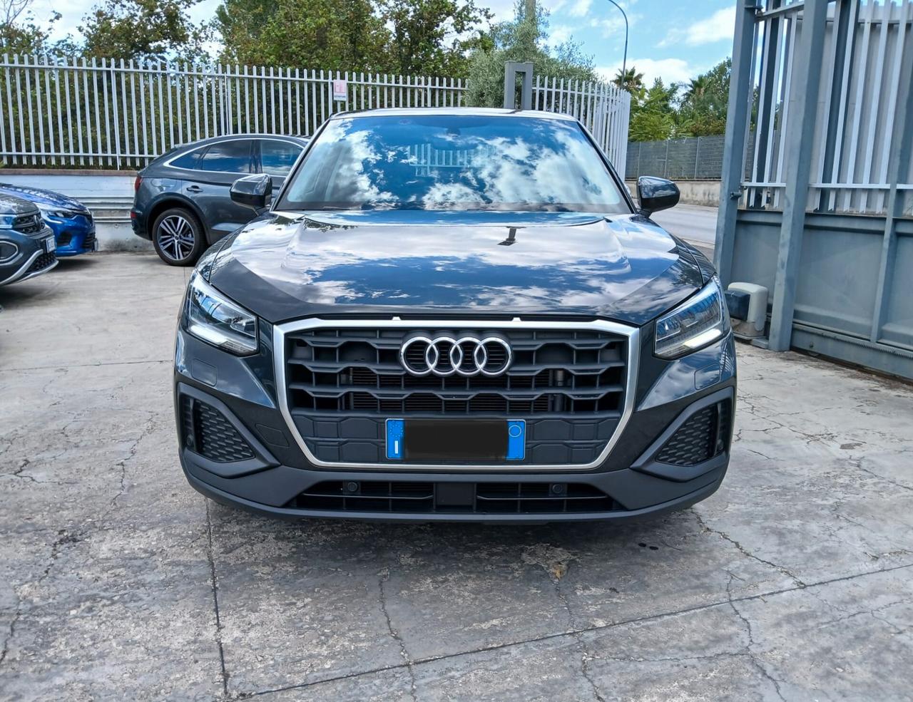 Audi Q2 30 TFSI Business