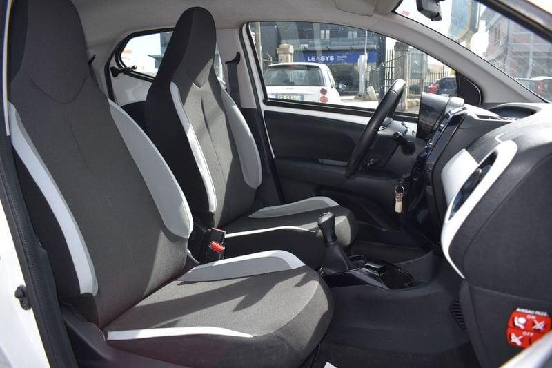 Toyota Aygo 1.0 VVT-i x-wave