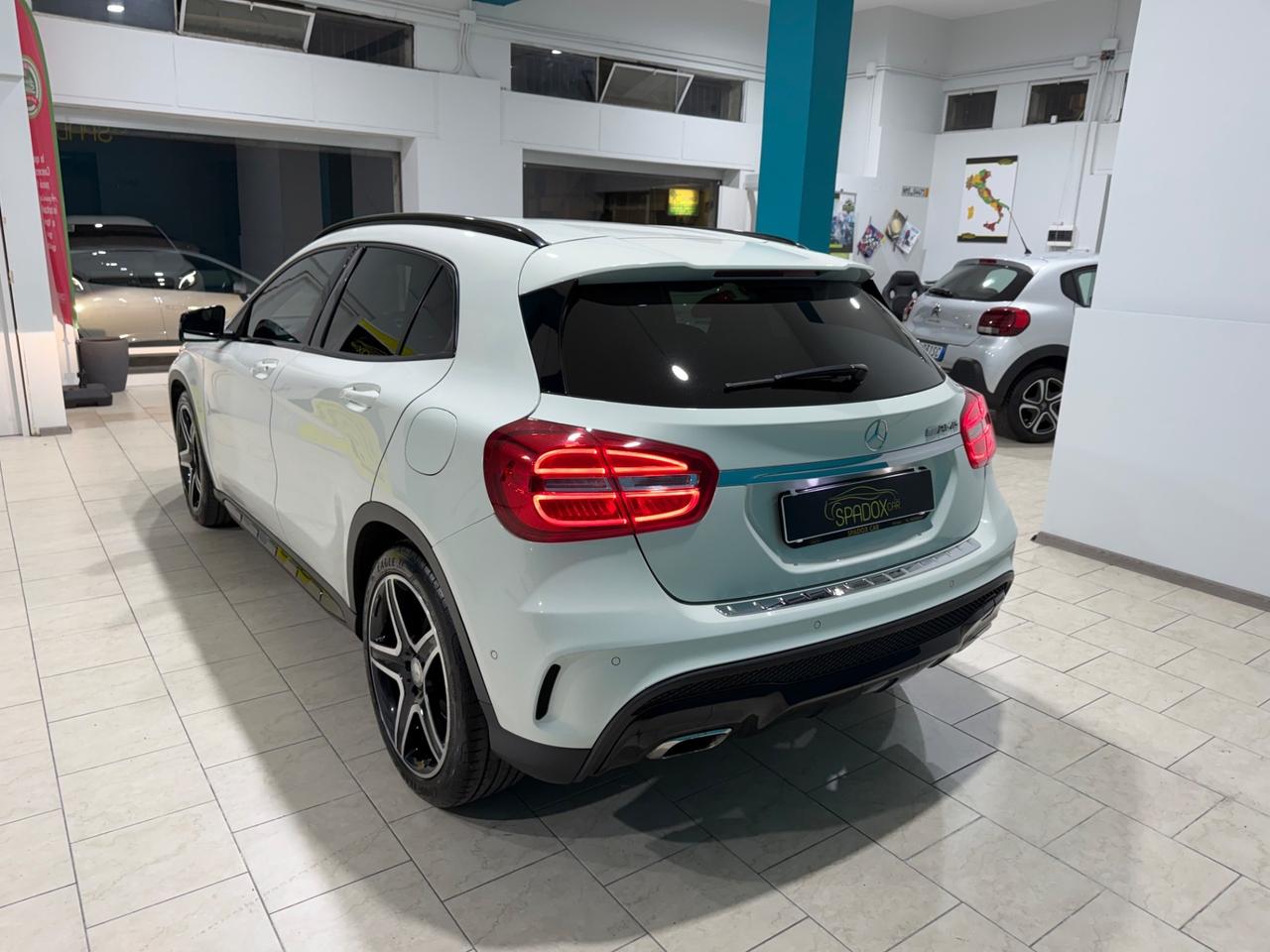 MERCEDES GLA 200D PREMIUM *NIGHT EDITION 4MATIC