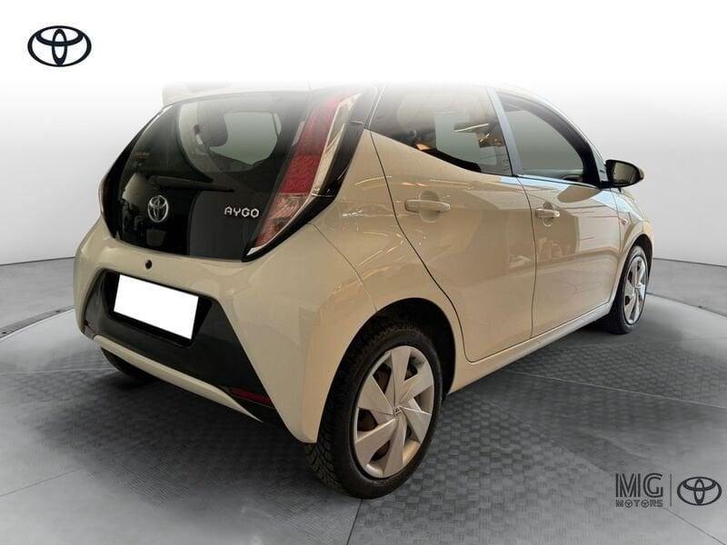 Toyota Aygo Aygo 1.0 VVT-i 69 CV 5 porte x-play MMT