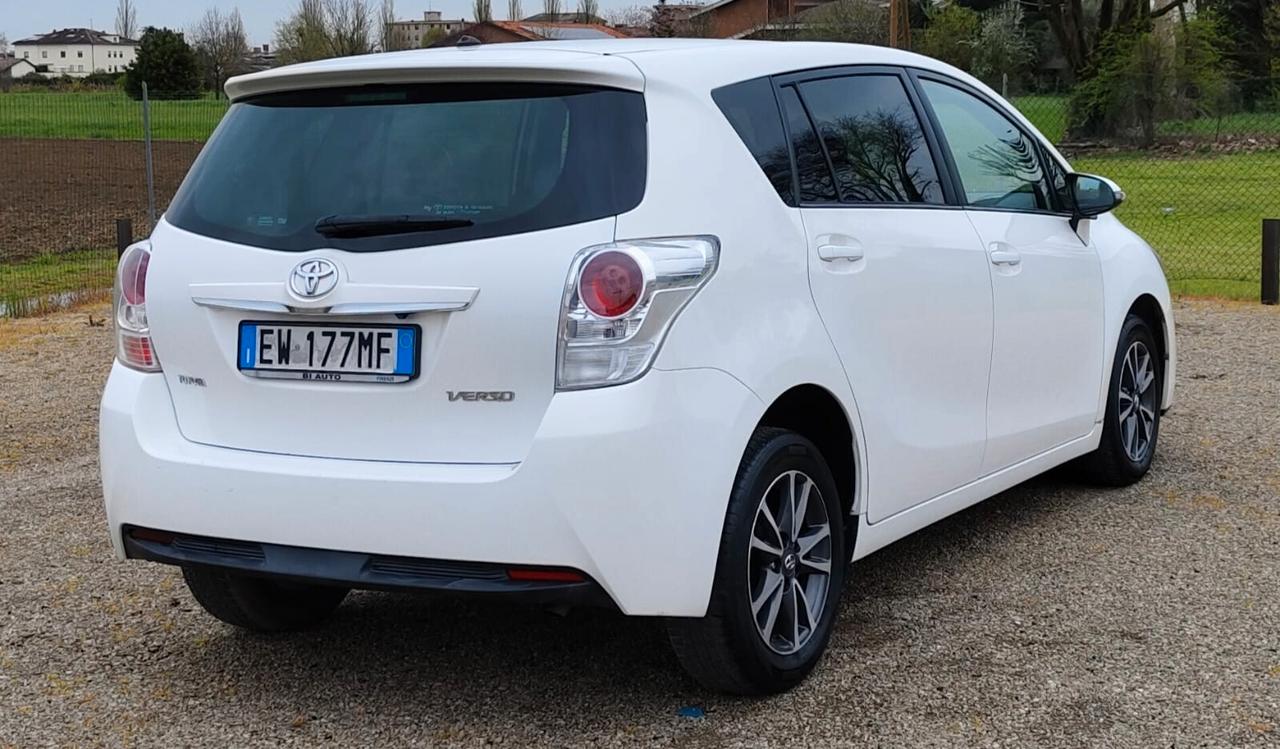 Toyota Verso 1.6 D-4D Style 7 posti