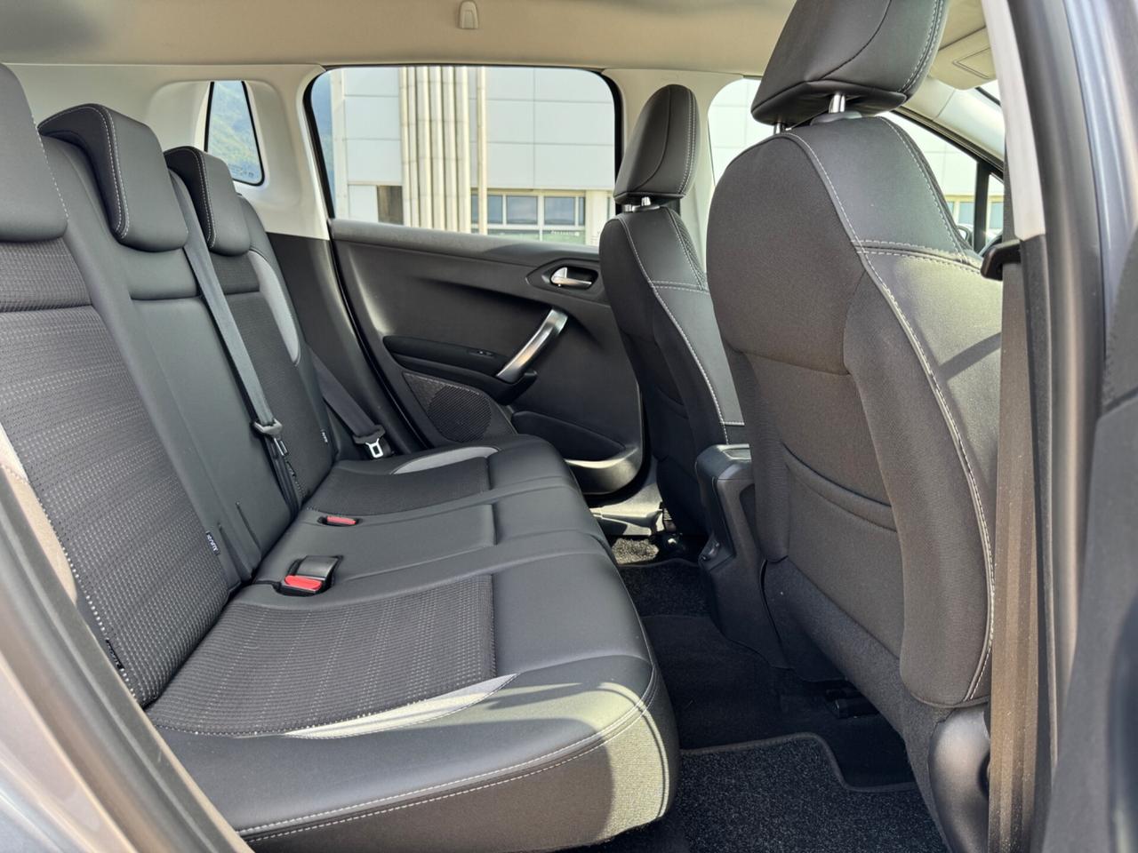 Peugeot 2008 PureTech Turbo 110 S&S Black Matt OK NEOPATENTATI