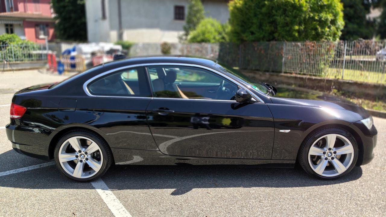 Bmw 335i xDrive cat Coupé Futura