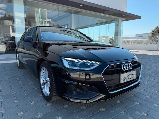 Audi A4 Avant 35 TDI/163 CV S tronic Business Advanced 2021