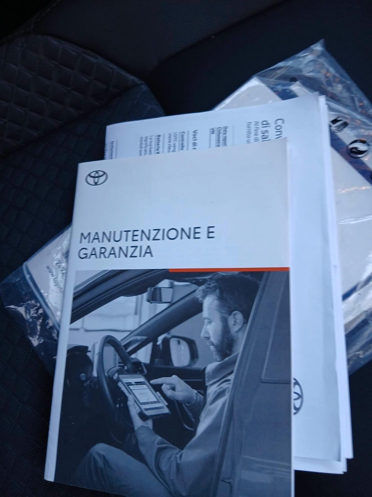 Toyota C-HR 1.8 Hybrid E-CVT Trend