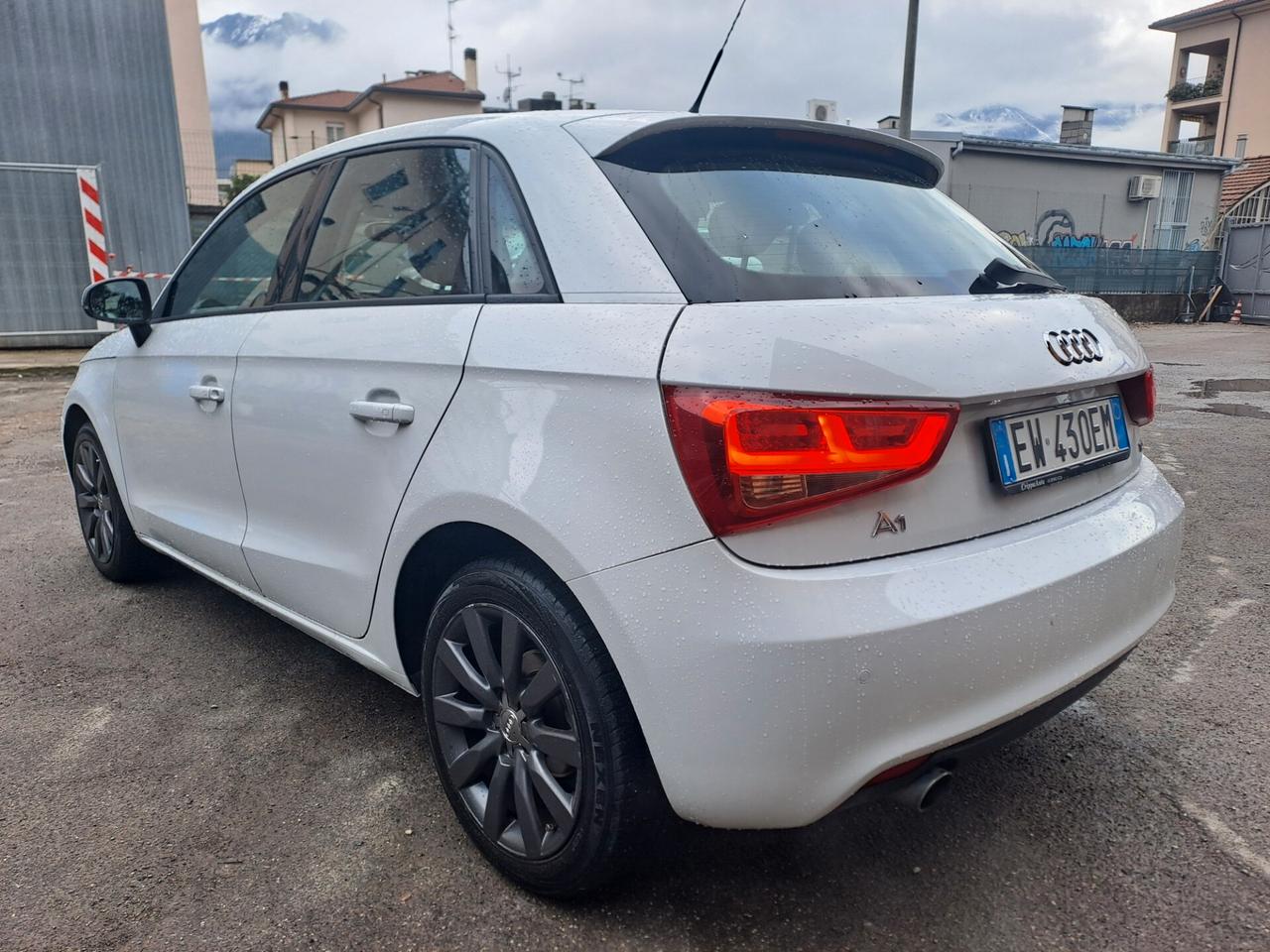 AUDI A1 1.6 TDI OK NEOPATENTATI *AUTOMATICA*