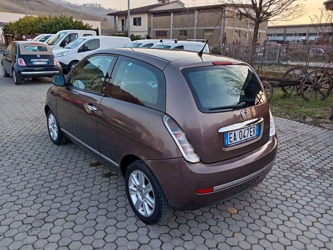 Lancia Ypsilon 1.3 mjt 16v Oro 90cv