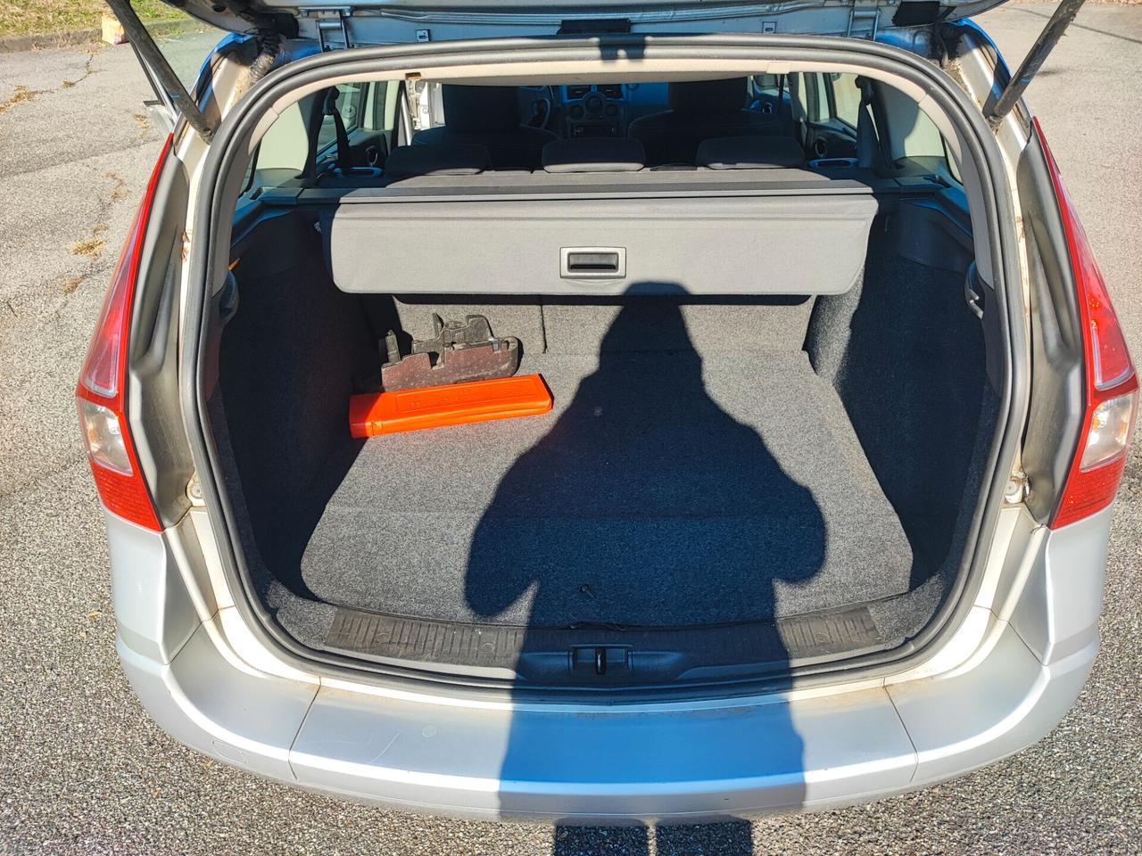 Renault Megane Mégane 1.5 dCi/105CV Grandtour Serie Speciale Exception