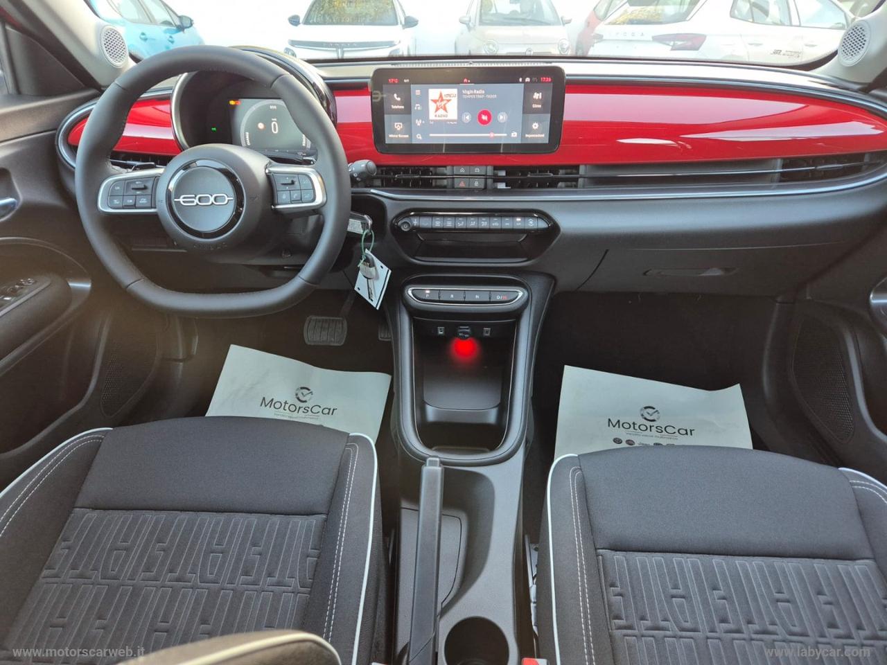 FIAT 600 Hybrid 110 CV DCT MHEV Pop PACK STYLE