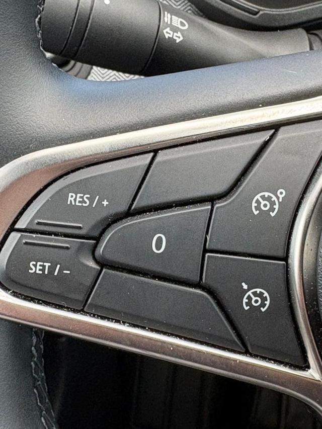 RENAULT Clio TCe 90 CV 5 porte Techno