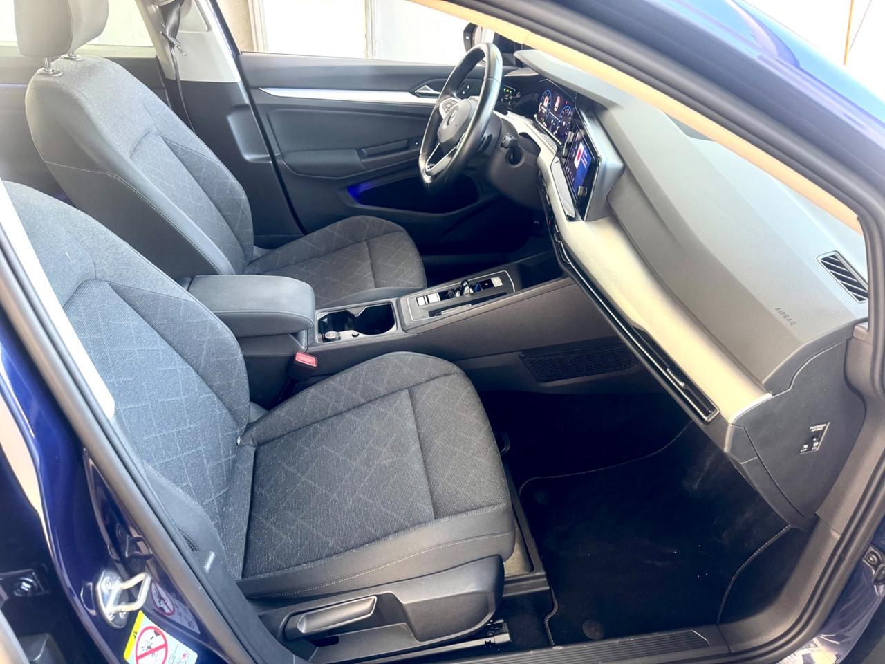 Volkswagen Golf Variant 1.0 eTSI EVO DSG Life