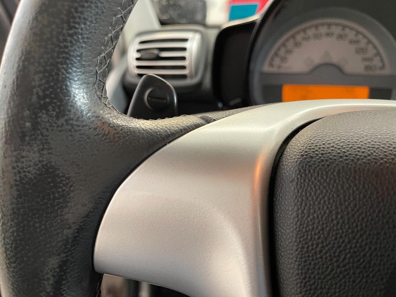 Smart ForTwo Passion 0.8 cdi 54cv-LEGGI SOTTO