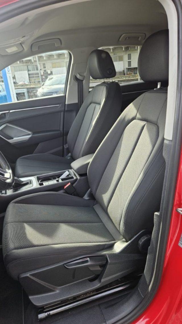 AUDI Q3 35 TDI S tronic S line edition