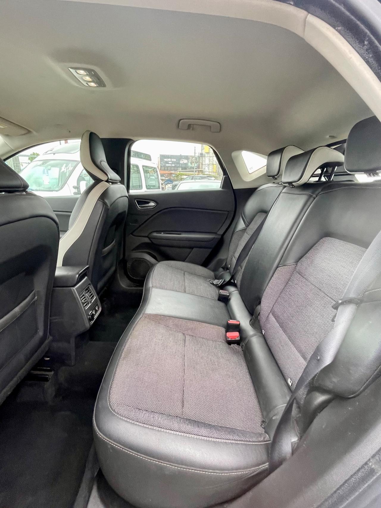 Renault Captur TCe 100 CV GPL Intens