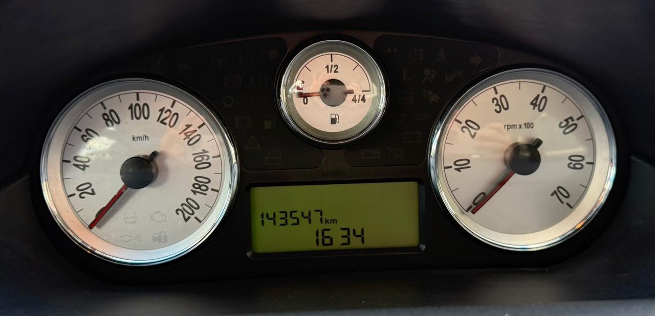 Lancia Ypsilon 1.3 MJT 75 CV Argento