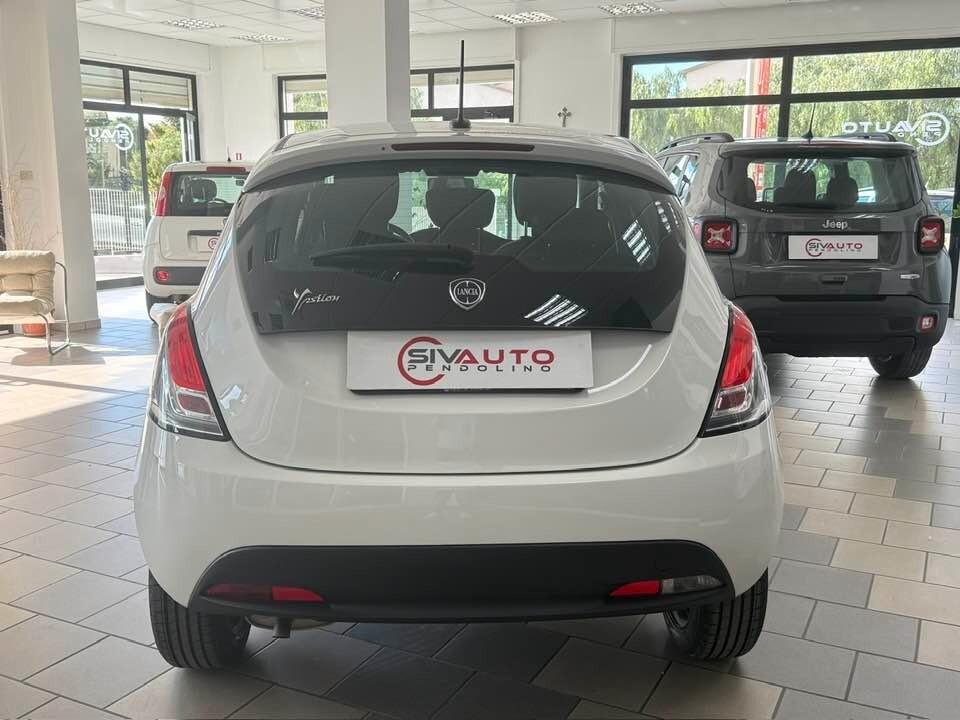 Lancia Ypsilon 1.2 69 CV 5 porte S&S Elefantino Blu Gomme Nuove