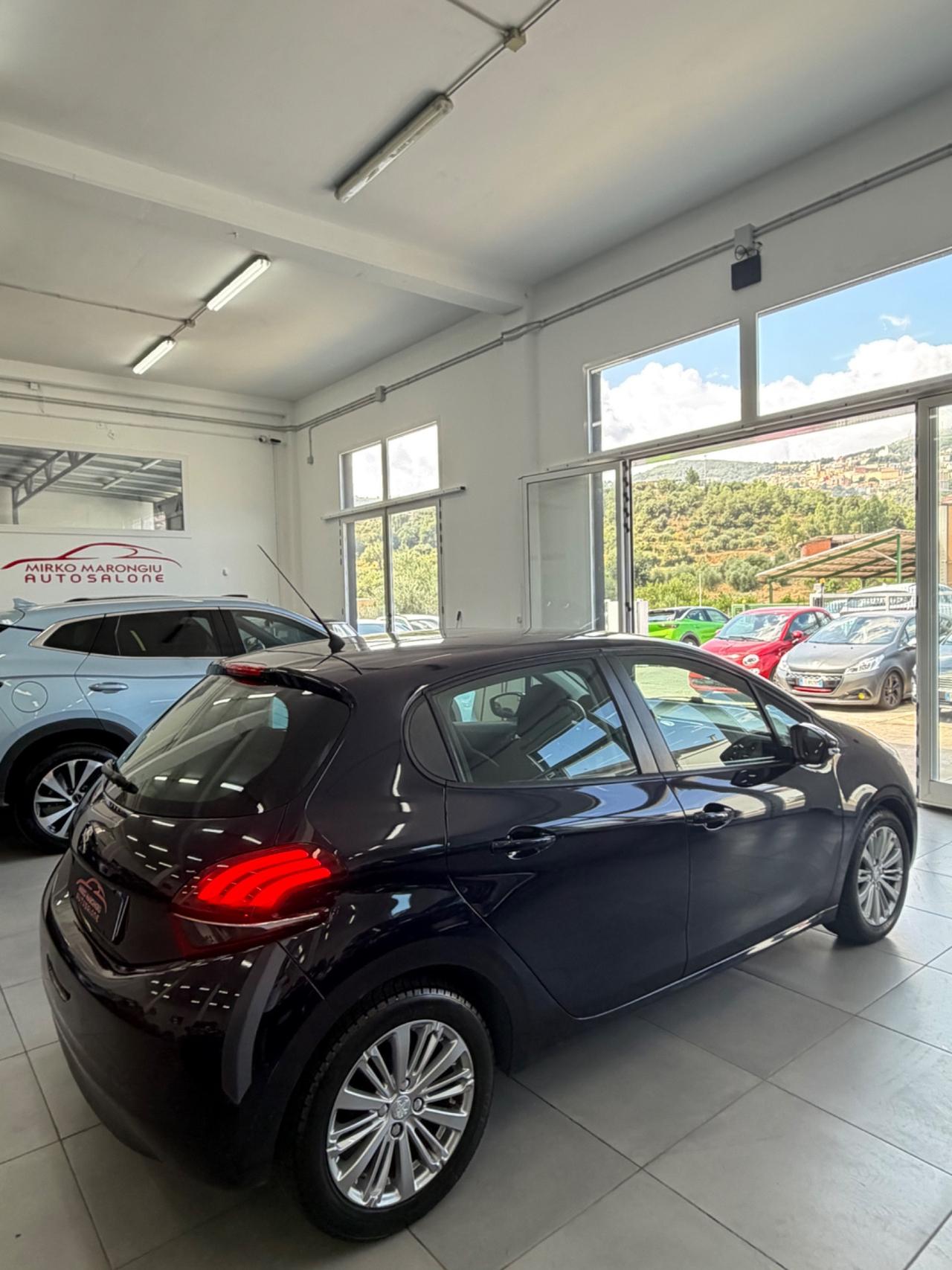 Peugeot 208 BlueHDi 75 5 porte Active FINANZIABILE