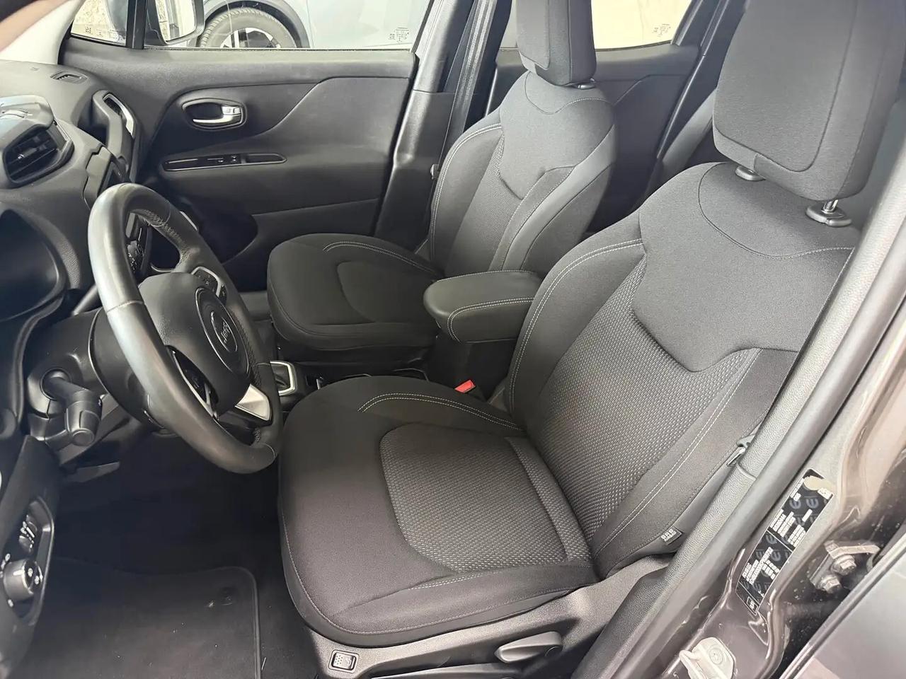 Jeep Renegade 1.6 Mjt DDCT 120 CV S
