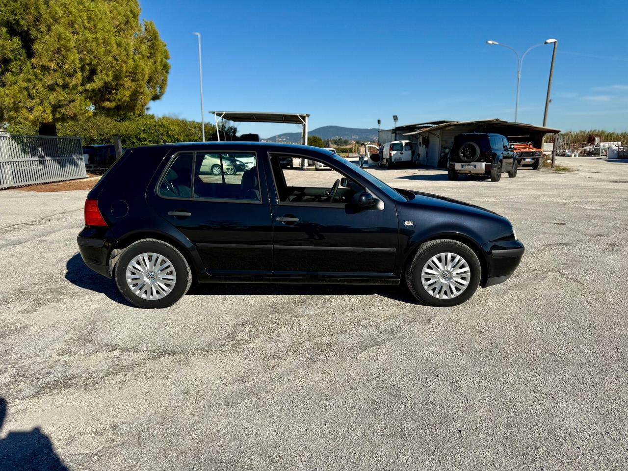 Volkswagen Golf 1.4 Benzina 75cavalli Neopatentati