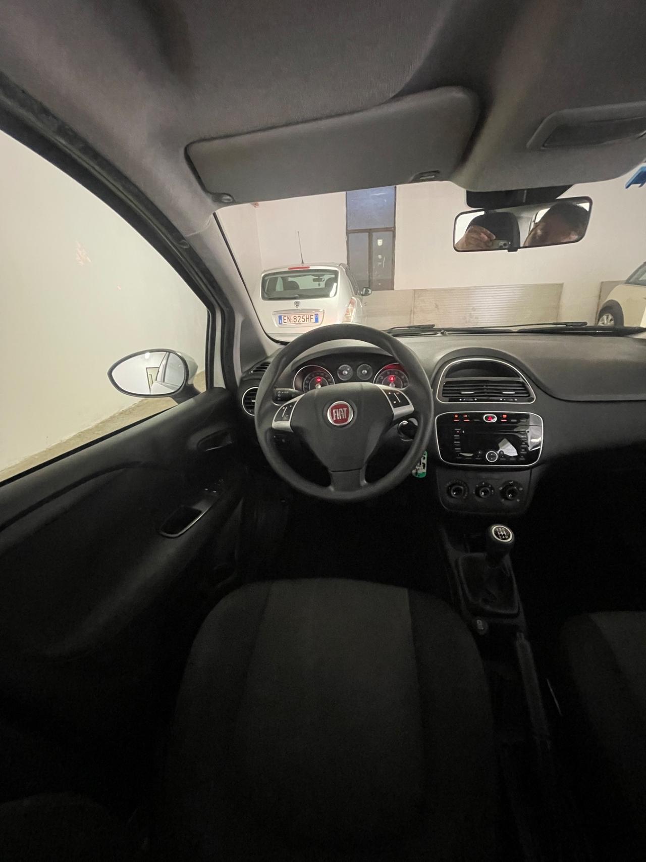 Fiat Punto 1.3 MJT II 75 CV 5 porte Street
