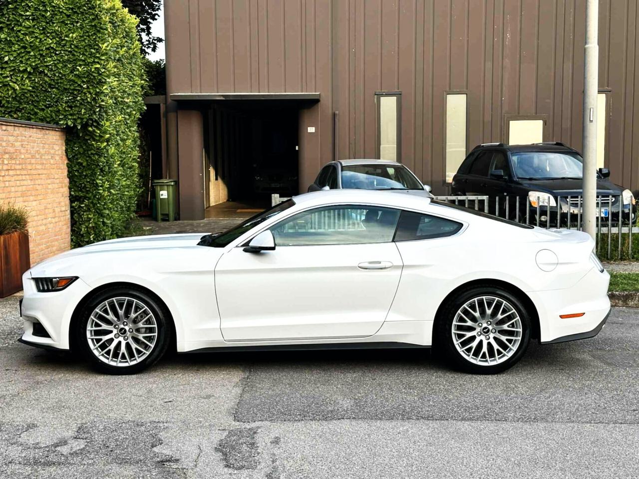 Ford Mustang 2.3i-317cv-145.000km-SOLO PER EXPORT-2017