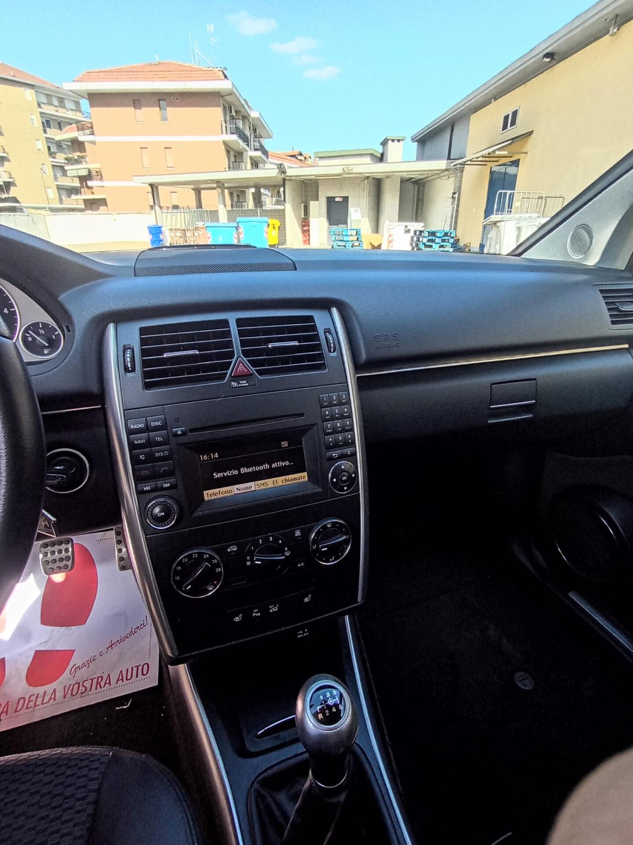 Mercedes-benz - APERTI AD AGOSTO