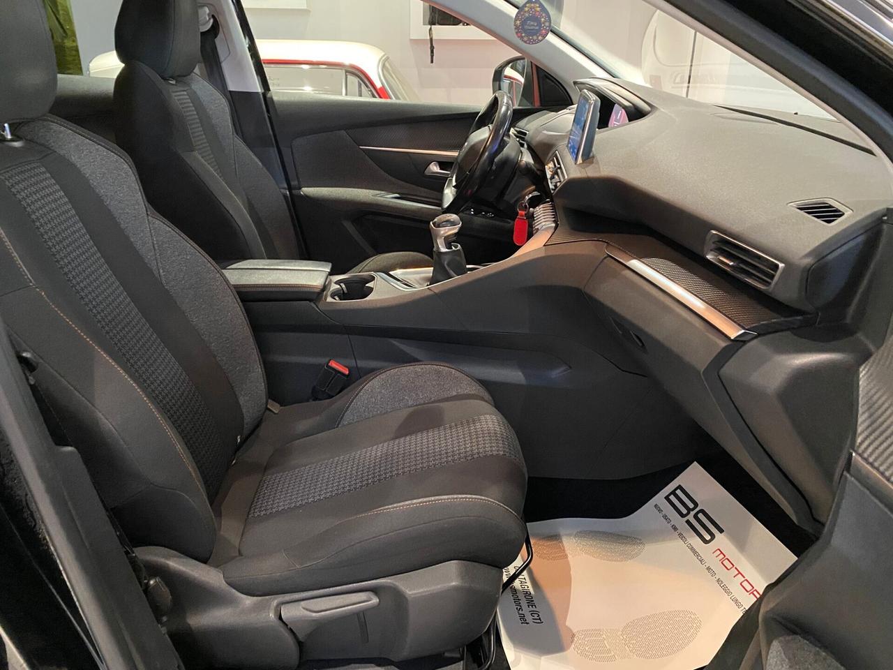 Peugeot 3008 BlueHDi 130 S&S Business