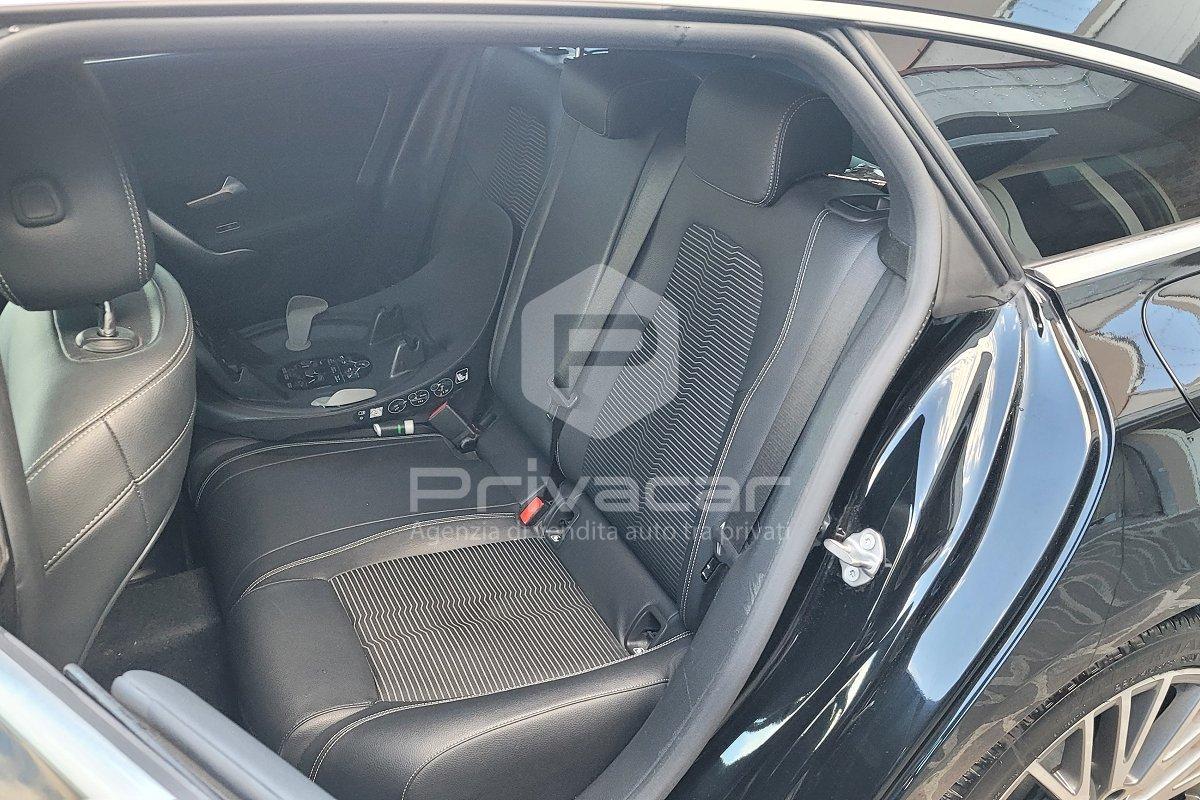 MERCEDES CLA 200 d Automatic Shooting Brake Business