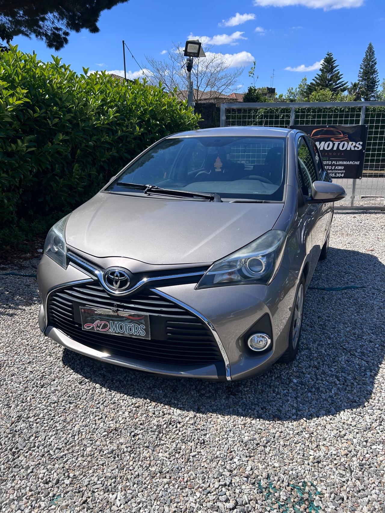 Toyota Yaris 1.0 5 porte Lounge