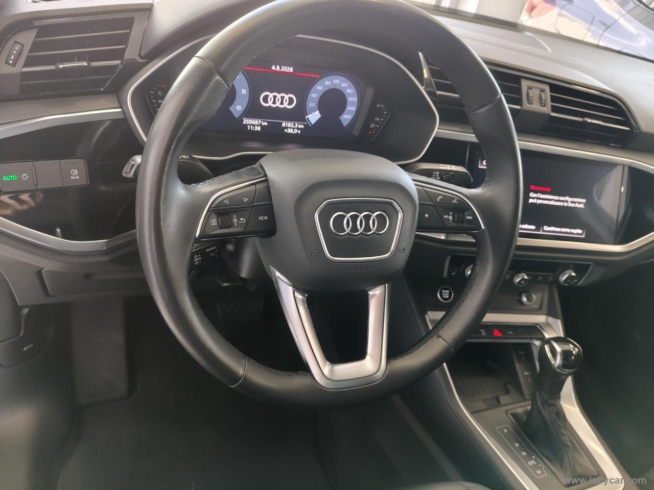 AUDI Q3 35 TDI S tronic Business Advanced
