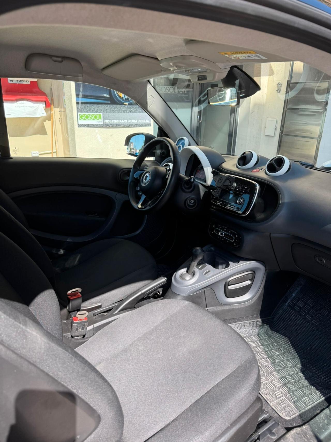 Smart ForTwo EQ velvet black