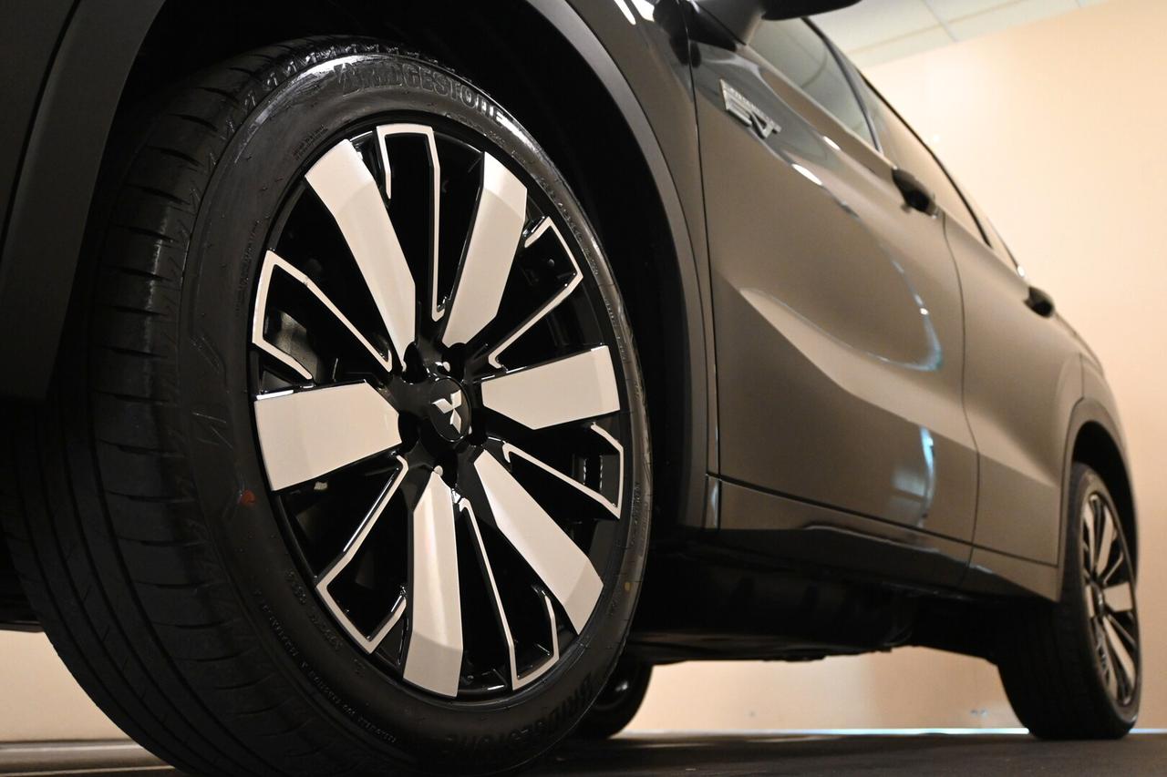 MITSUBISHI Outlander 4ª serie Outlander 2.4L 4...