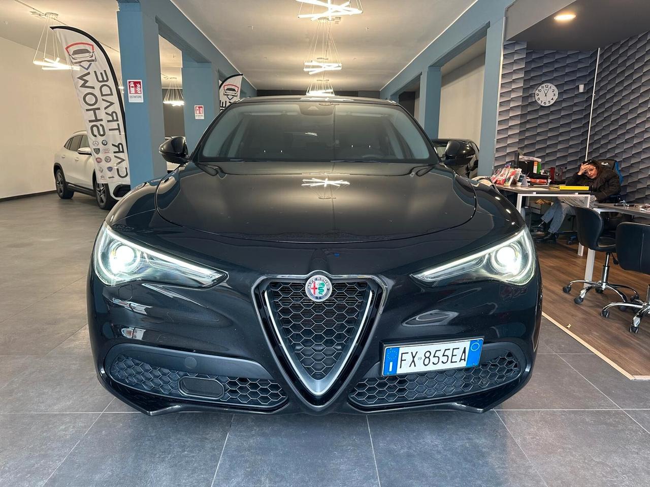 Alfa Romeo Stelvio 2.2 Turbodiesel 160 CV AT8 RWD Business