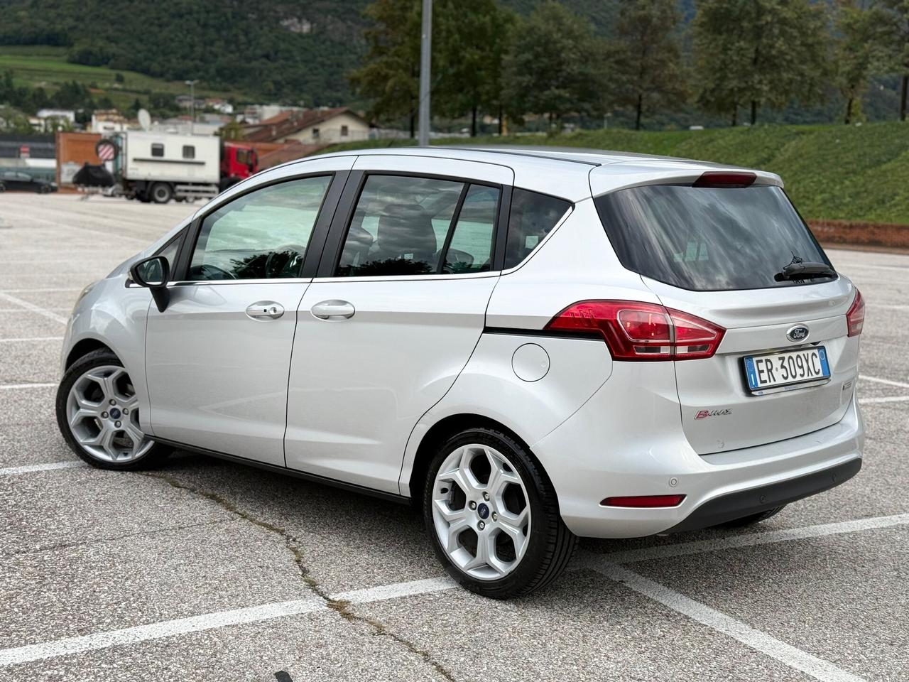 Ford B-Max 1.6 TDCi 95 CV Titanium OK NEOPATENTATI