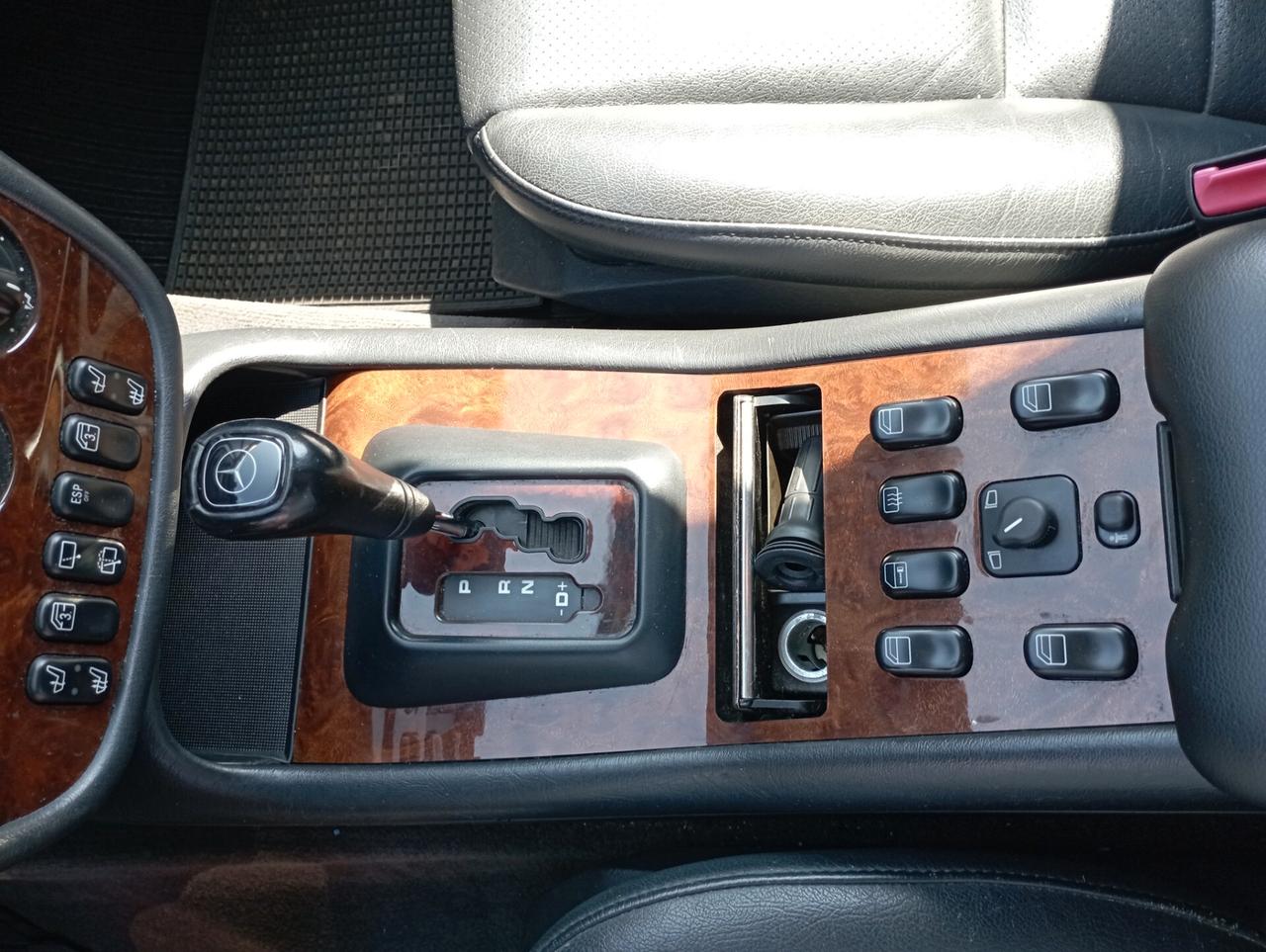 Mercedes-benz ML 270 7 POSTI