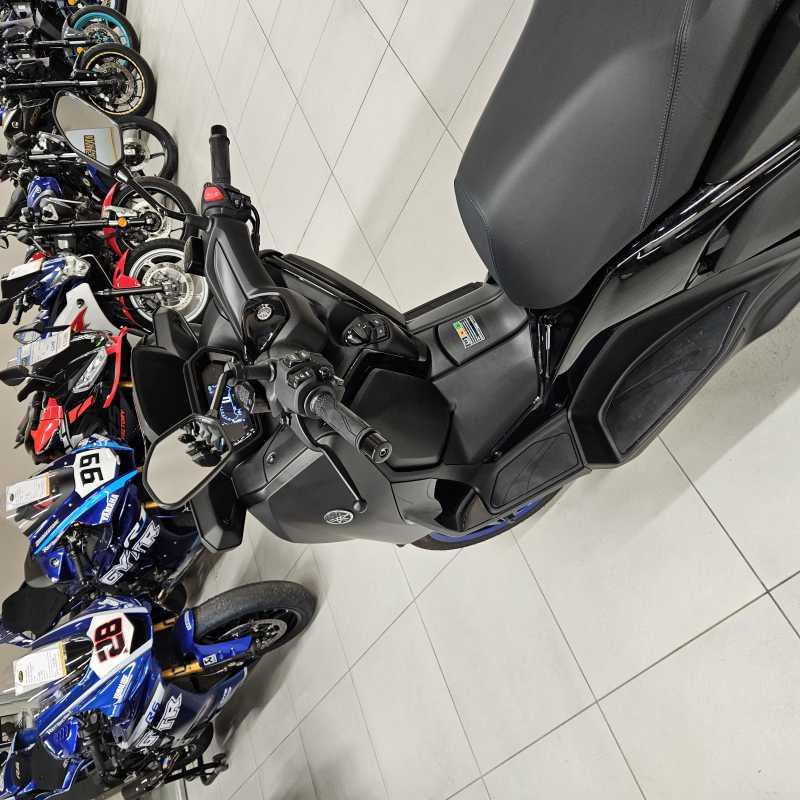 Yamaha X-Max 125 - 2025