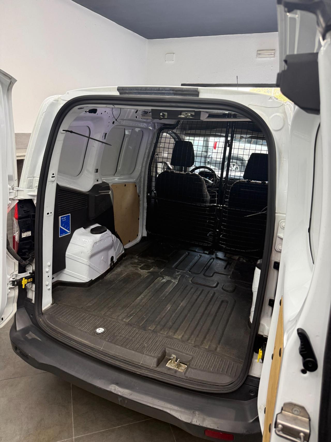 Ford Transit Courier 1.5 TDCi PREZZO FINITO