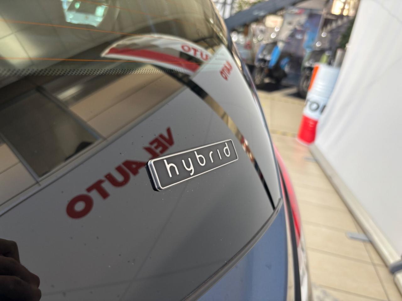 Lancia Ypsilon 1.0 FireFly 5 porte S&S Hybrid Ecochic Silver